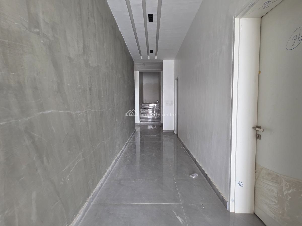 1 Bedroom Apartment, Lekki Phase 1, Lekki, Lagos, Flat / Apartment for Sale