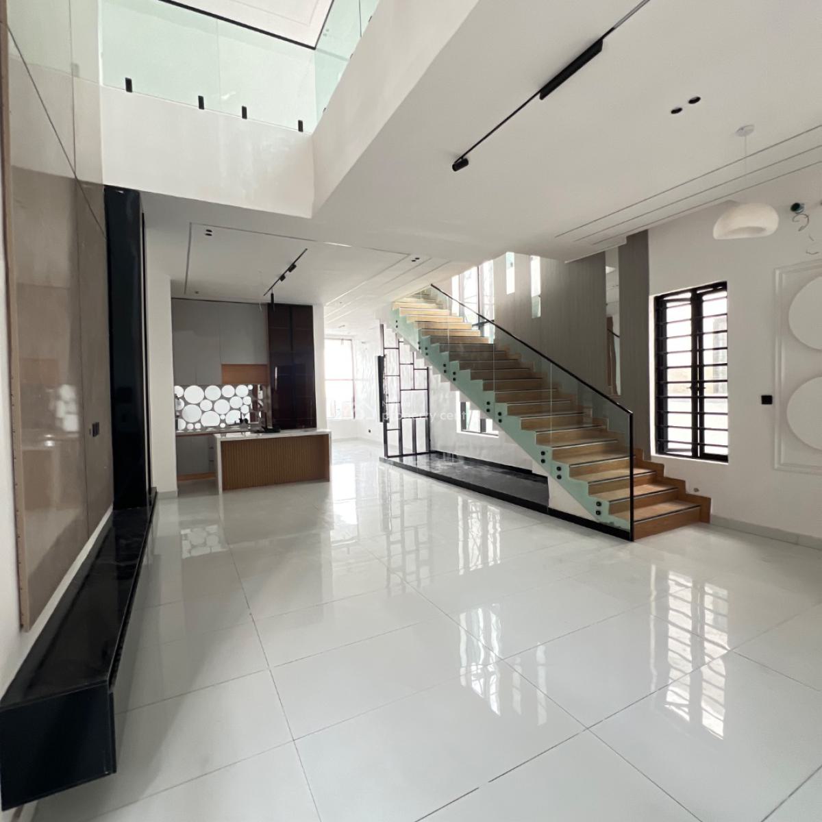 5 Bedroom &bq  300 Million, Ajah, Lagos, Detached Duplex for Sale