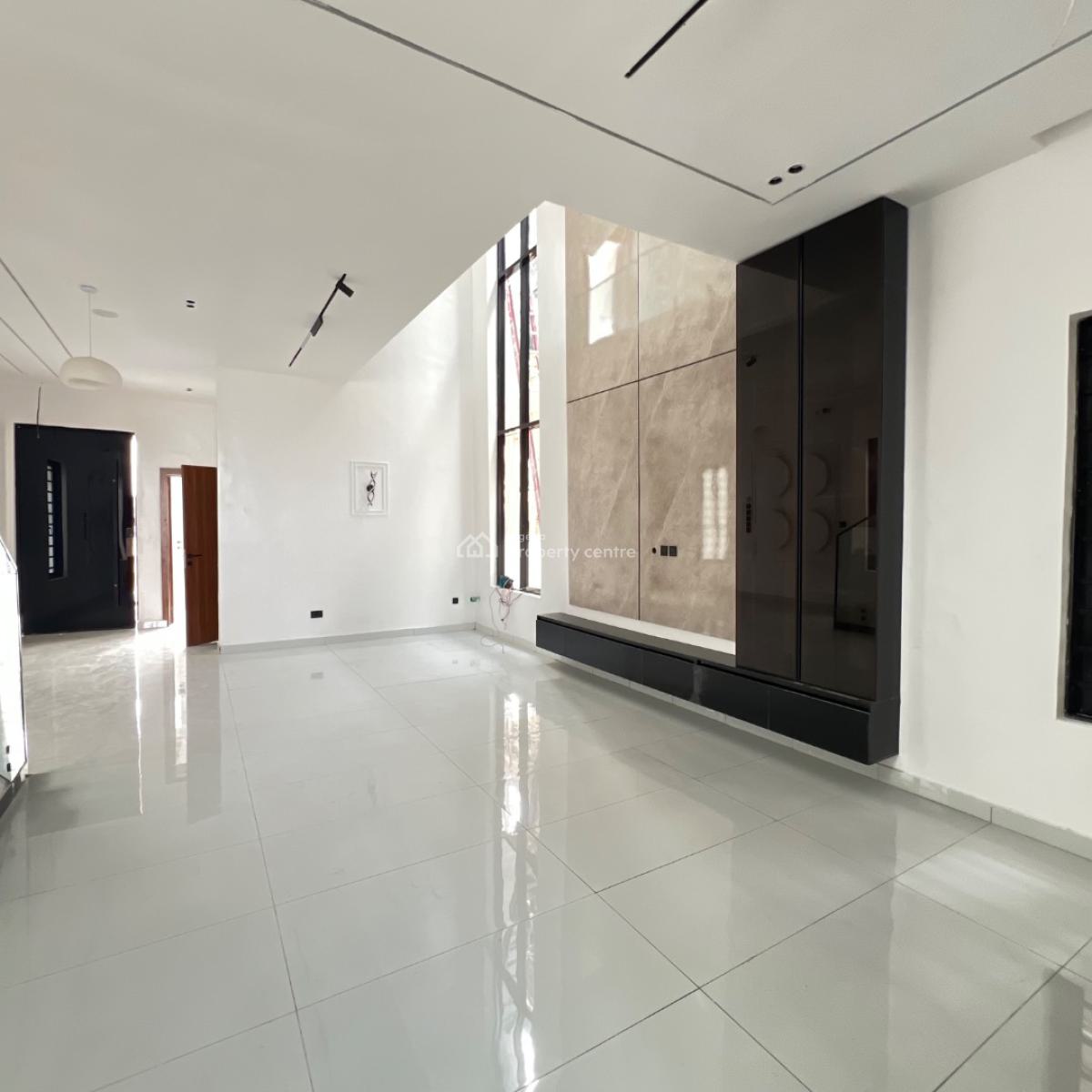 5 Bedroom &bq  300 Million, Ajah, Lagos, Detached Duplex for Sale