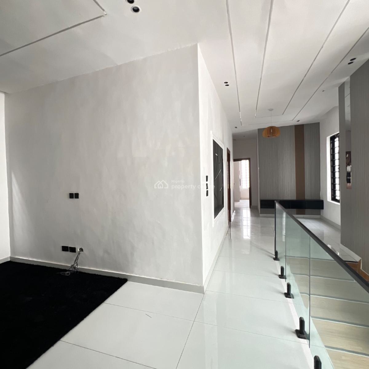 5 Bedroom &bq  300 Million, Ajah, Lagos, Detached Duplex for Sale