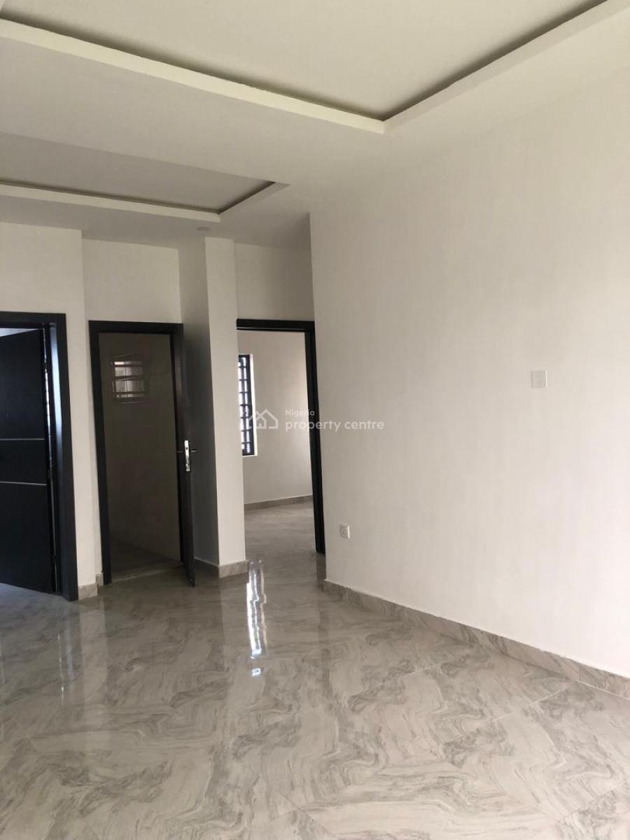 1 Bedroom Apartment, Ologolo, Lekki, Lagos, Block of Flats for Sale