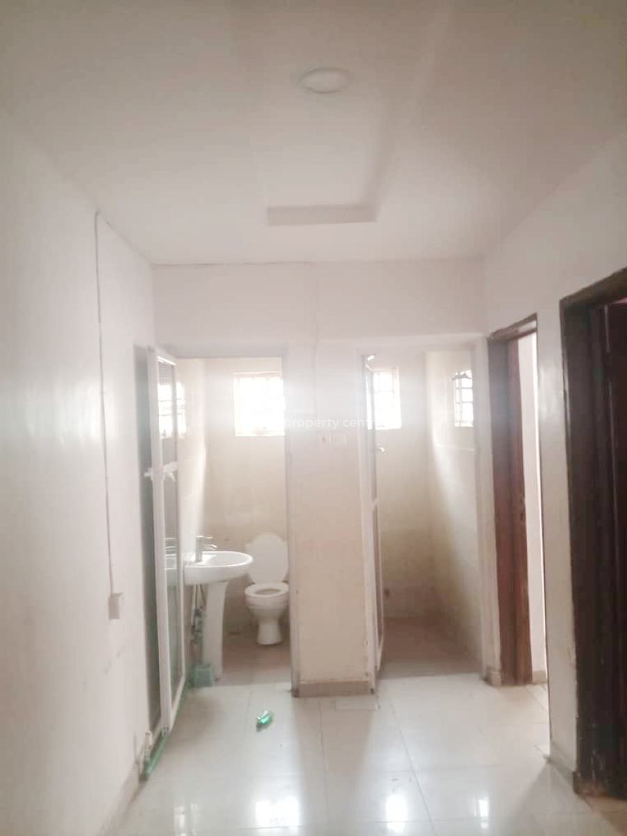 Luxury 3 Bedroom Flat, Gra Phase 1, Magodo, Lagos, Flat / Apartment for Rent