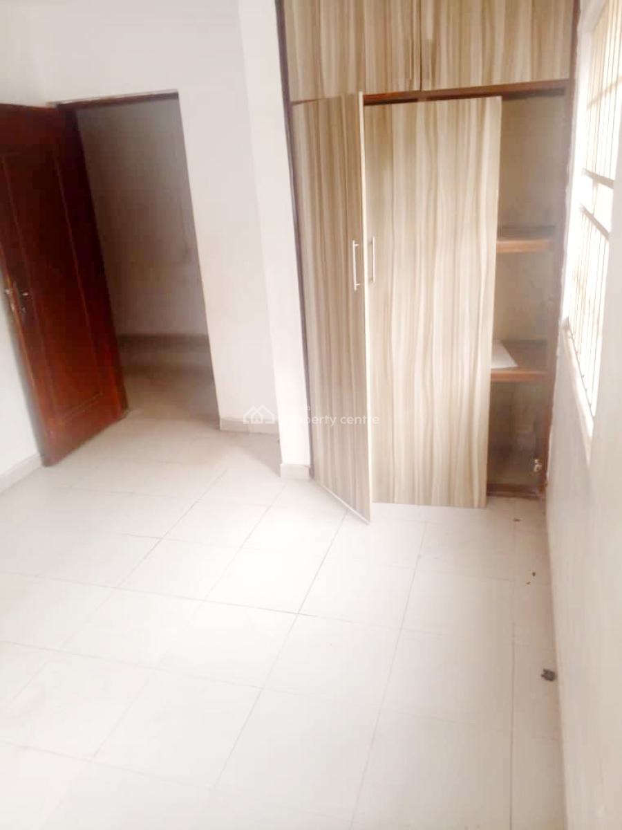 Luxury 3 Bedroom Flat, Gra Phase 1, Magodo, Lagos, Flat / Apartment for Rent