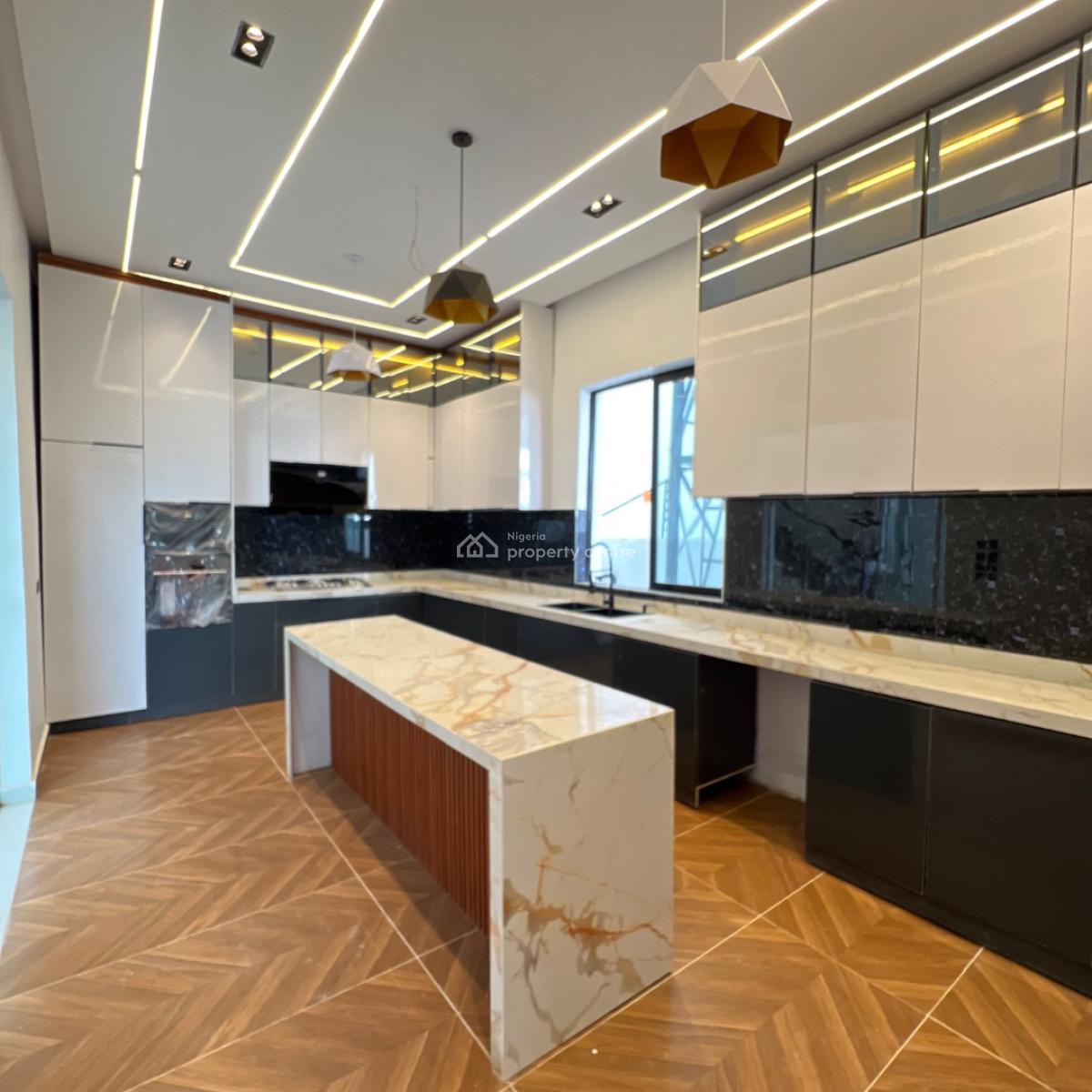 5 Bed&bq  300 Million, Ajah, Lagos, Detached Duplex for Sale