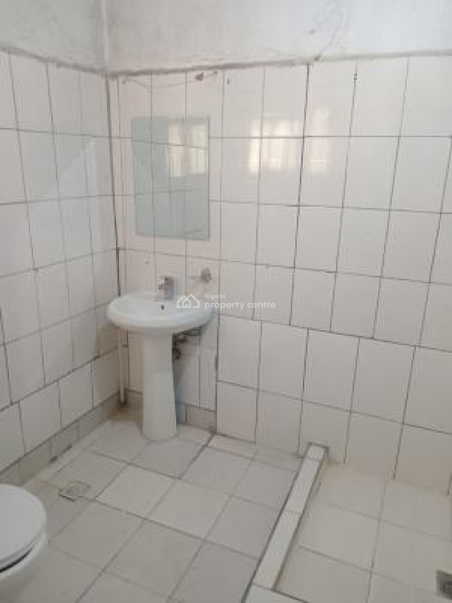 a Very Good Spacious & Serviced 2-bedroom Flat, By Nicon Junction., Katampe, Abuja, Flat / Apartment for Rent