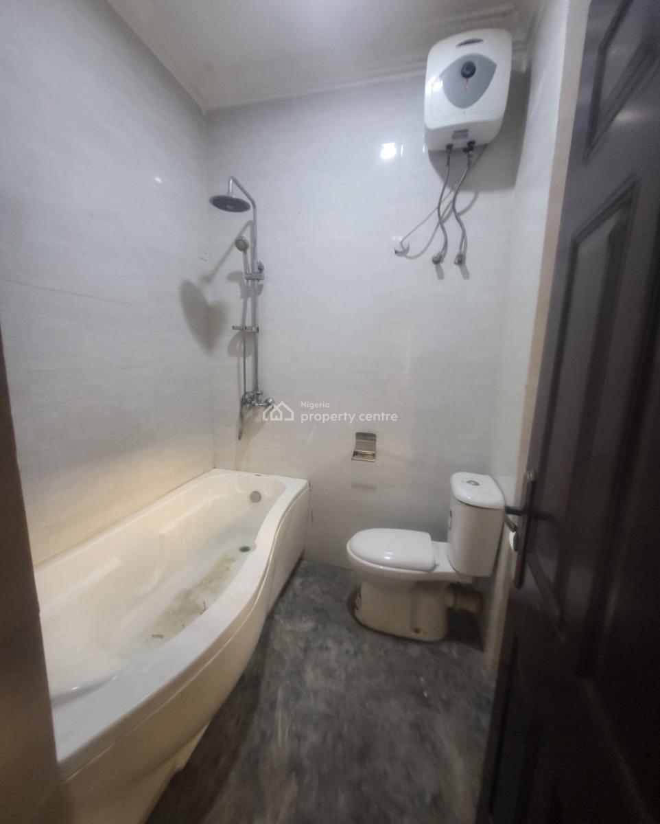 Luxurious Massive 3bedroom Flat, Near Games Village Estate, Kaura, Abuja, Flat / Apartment for Rent