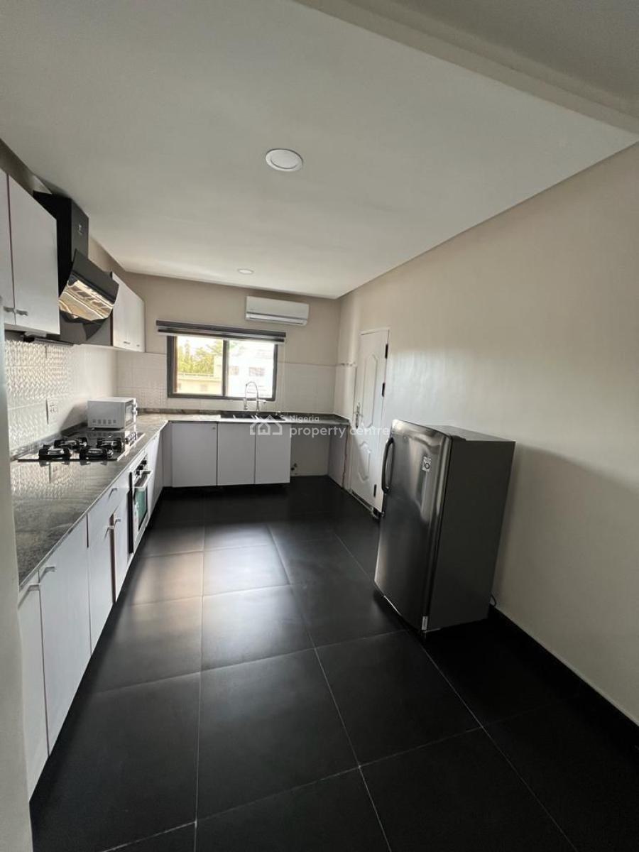 Fully Serviced and Fully Furnished Three (3) Bedroom Apartment Without, Victoria Island (vi), Lagos, Flat / Apartment for Rent