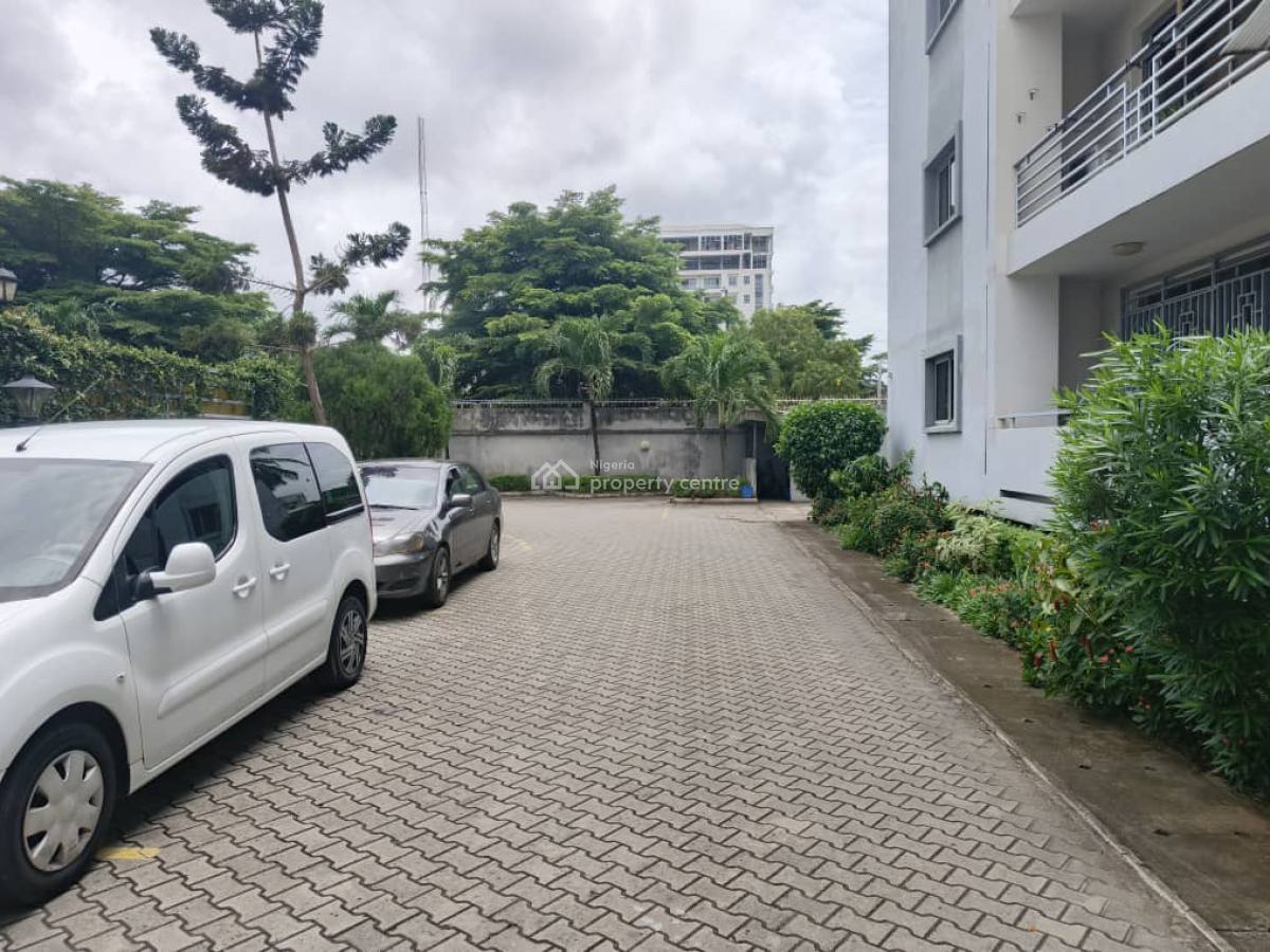 Spacious Serviced 3 Bedroom Flat, Old Ikoyi, Ikoyi, Lagos, Flat / Apartment for Rent