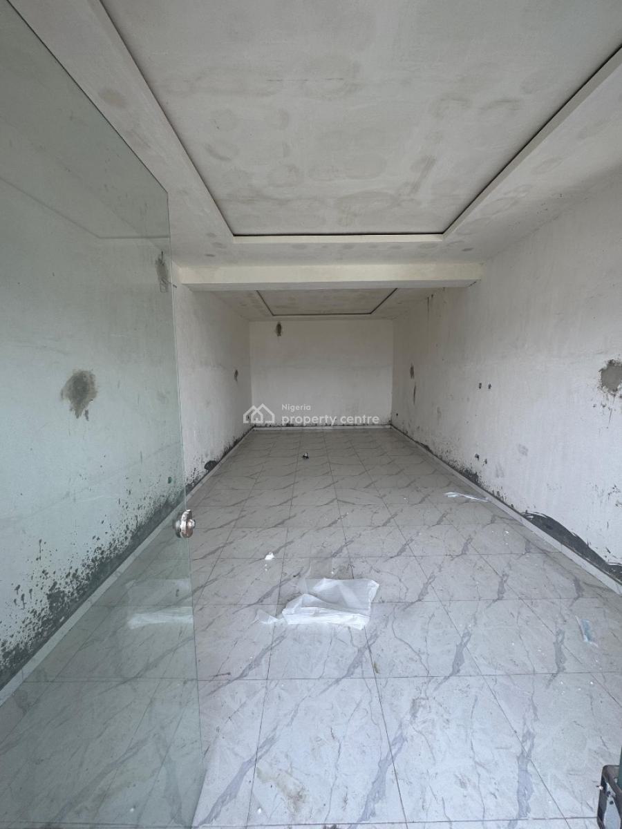 Big Shop, Orchid Road, Lekki, Lagos, Shop for Rent