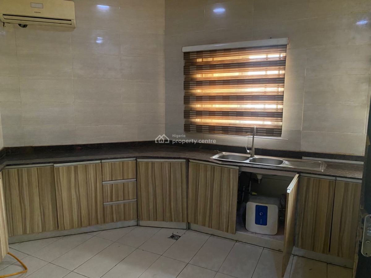 Fully Serviced 3 Bedroom Apartment + Bq, Pinnock Beach Estate, Osapa, Lekki, Lagos, Flat / Apartment for Rent