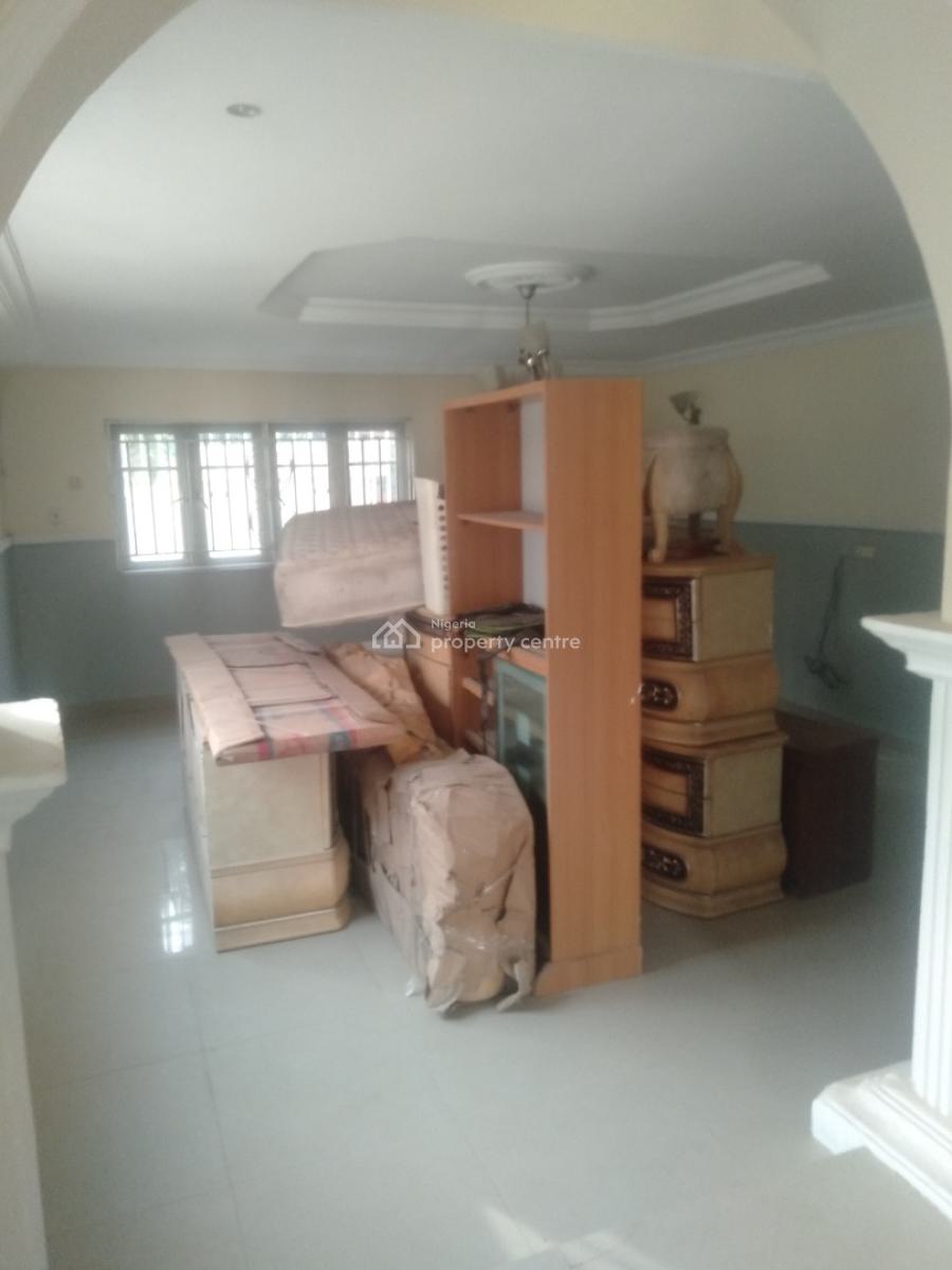 Massive 4-bedroom Semi Detached Duplex with 2-bedroom Bq, 3rd Avenue, Gwarinpa, Abuja, Semi-detached Duplex for Rent