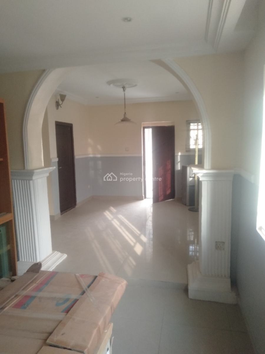 Massive 4-bedroom Semi Detached Duplex with 2-bedroom Bq, 3rd Avenue, Gwarinpa, Abuja, Semi-detached Duplex for Rent