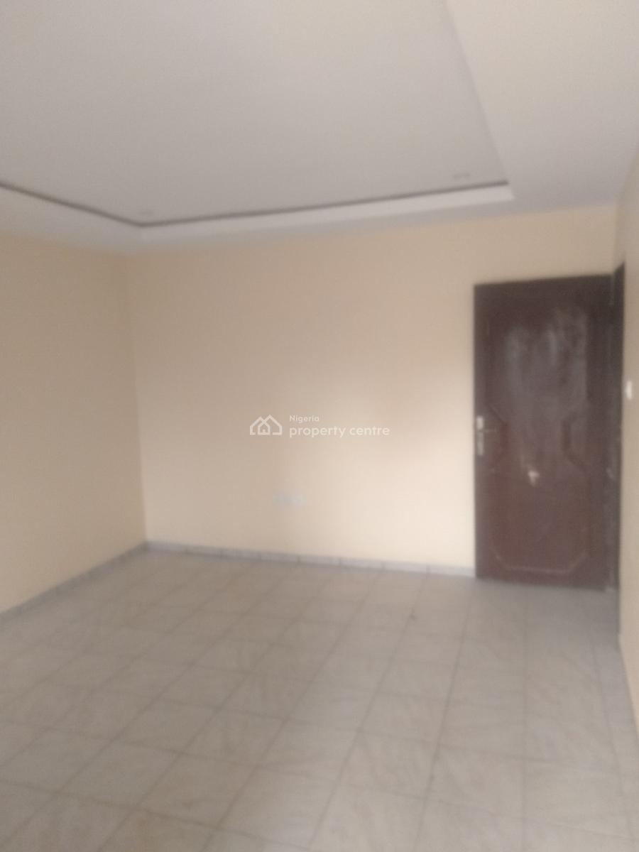 Massive 4-bedroom Semi Detached Duplex with 2-bedroom Bq, 3rd Avenue, Gwarinpa, Abuja, Semi-detached Duplex for Rent