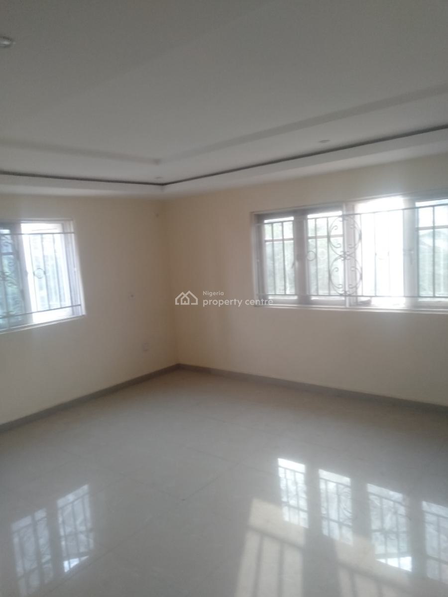 Massive 4-bedroom Semi Detached Duplex with 2-bedroom Bq, 3rd Avenue, Gwarinpa, Abuja, Semi-detached Duplex for Rent