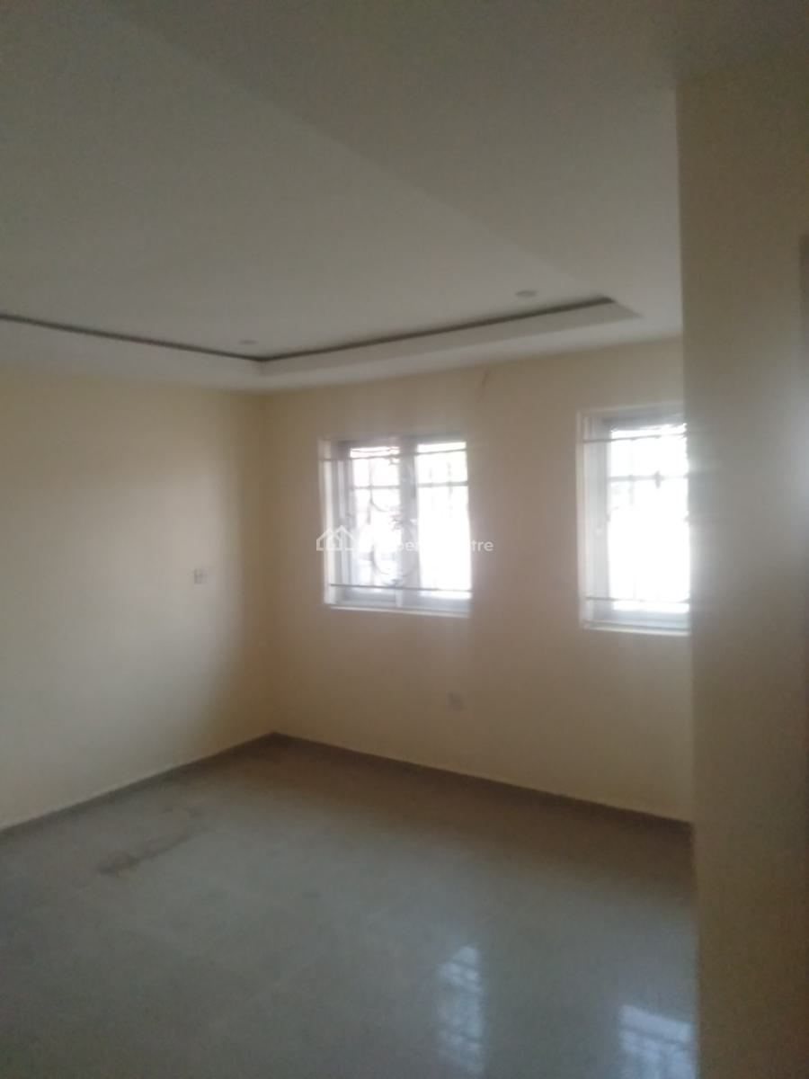 Massive 4-bedroom Semi Detached Duplex with 2-bedroom Bq, 3rd Avenue, Gwarinpa, Abuja, Semi-detached Duplex for Rent