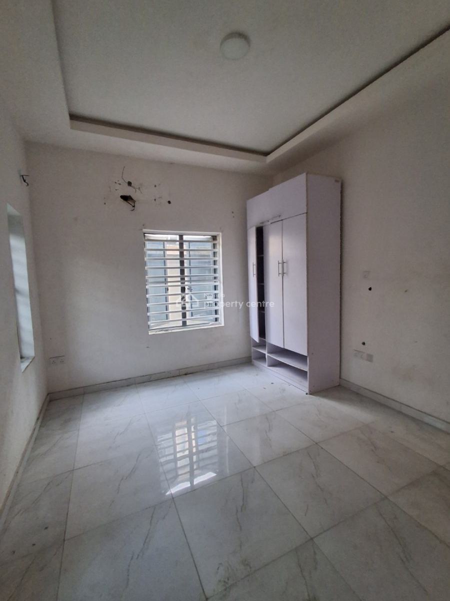 2 Bedrooms Flat in an Estate, Badore, Ajah, Lagos, Flat / Apartment for Rent