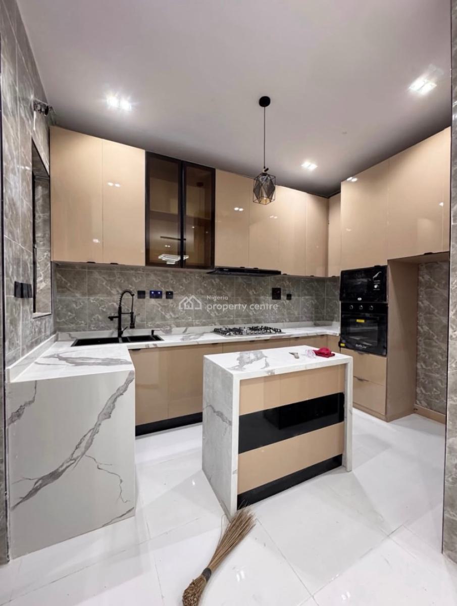 2 Bedrooms Apartment, Ologolo, Lekki, Lagos, Flat / Apartment for Sale