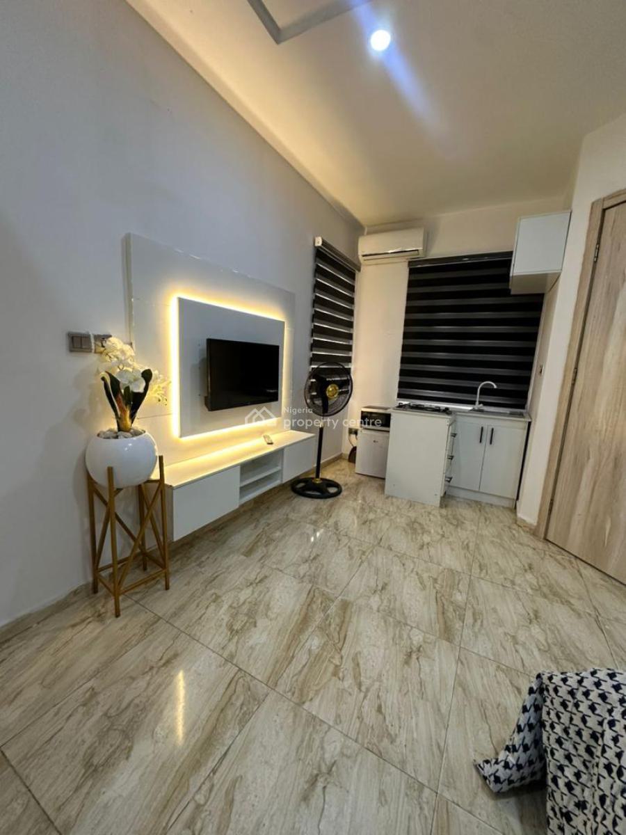 Luxury Furnished En-suite Studio Room with Pool, Gym and 24hrs Power, Orchid Road, Lekki, Lagos, Self Contain (single Rooms) for Rent
