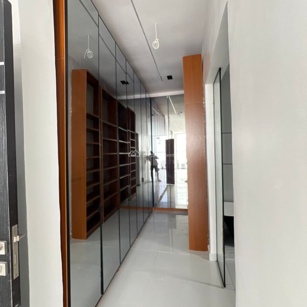 5 Bedroom Fully Detached Duplex  with Bq, Gym and Swimming Pool, 5 Bedroom Fully Detached Duplex  with Bq, Gym and Swimming Pool, Ajah, Lagos, Detached Duplex for Sale