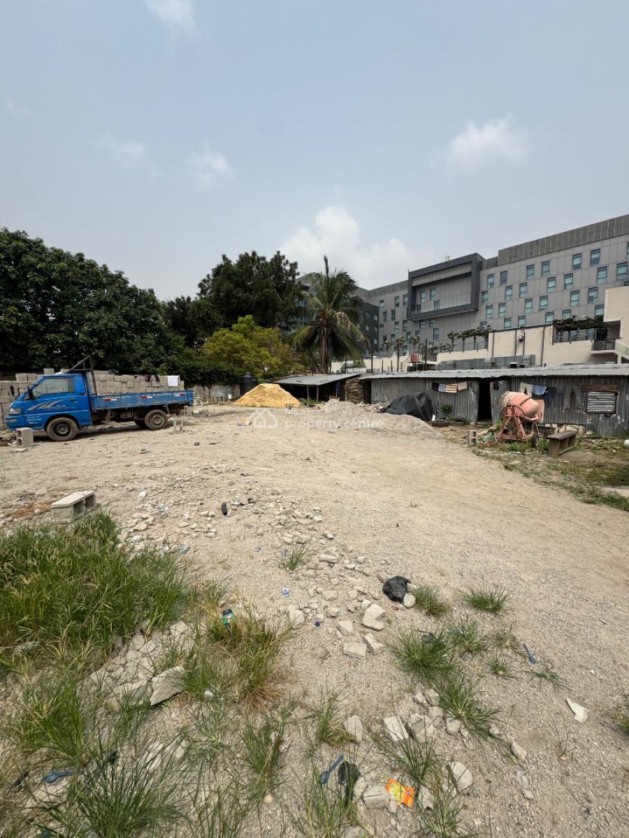 a Dry Land Measuring 1214sqm in a Strategic Location, Ikeja Gra, Ikeja, Lagos, Mixed-use Land for Sale
