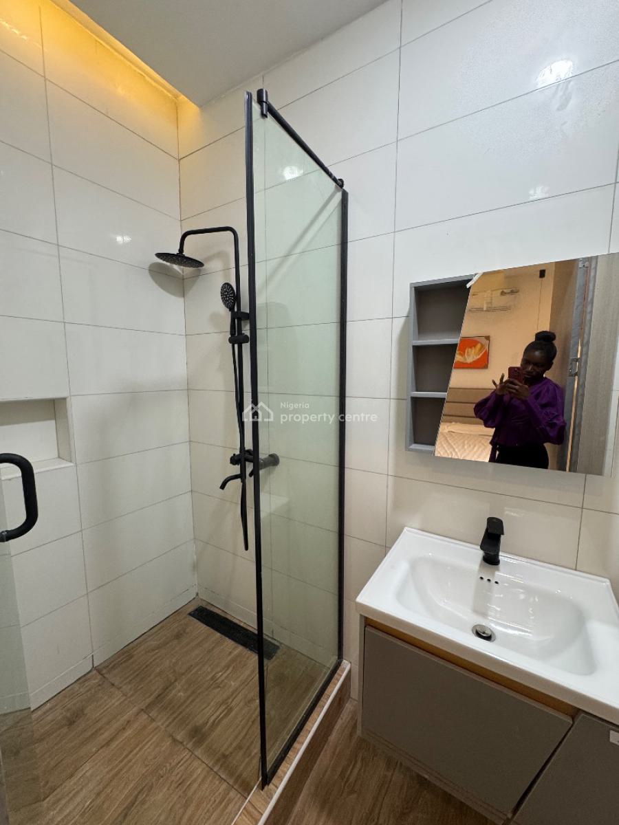 Furnished 2bed Apartment with Elevator, Lekki Phase 1, Lekki, Lagos, Flat / Apartment for Rent