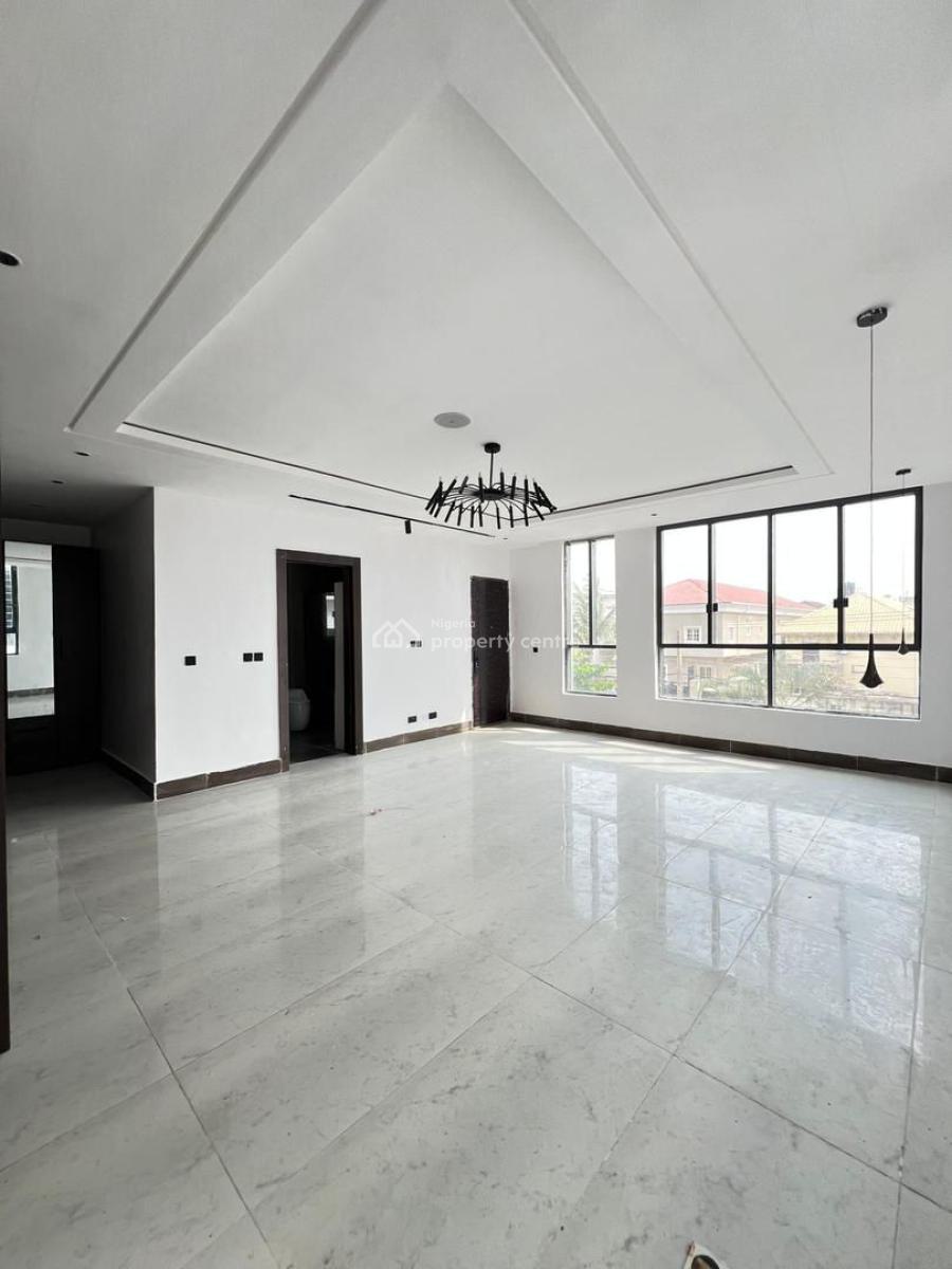 Capacious 5 Bedroom Fully Detached Duplex with Pool & Bq, Lekki Phase 1, Lekki, Lagos, Detached Duplex for Sale