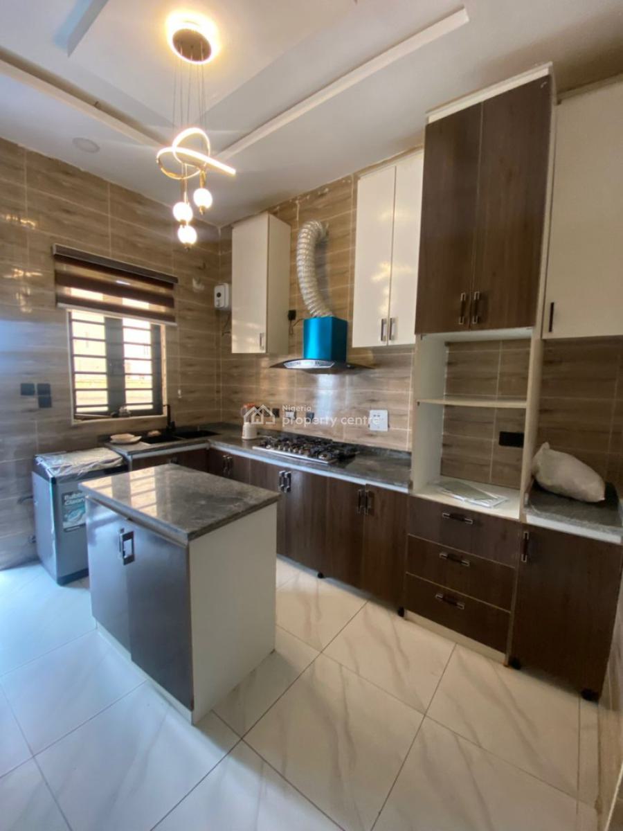 Furnished 2 Bedrooms Apartment, Scheme 2, Ajah, Lagos, Flat / Apartment for Rent