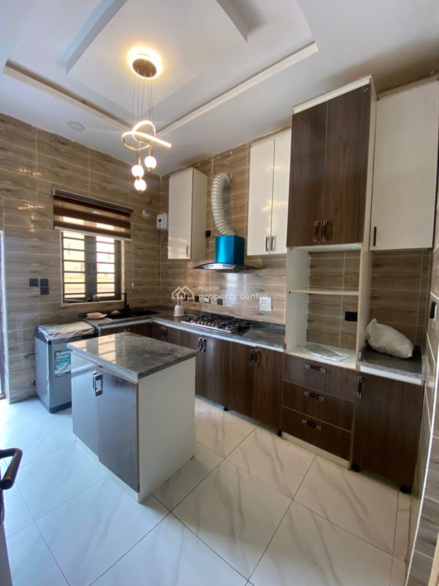 Furnished 2 Bedrooms Apartment, Scheme 2, Ajah, Lagos, Flat / Apartment for Rent