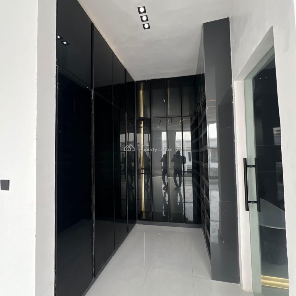 5 Bedroom Fully Detached Duplex  with Bq and Swimming Poo, 5 Bedroom Fully Detached Duplex  with Bq and Swimming Poo, Ajah, Lagos, Detached Duplex for Sale