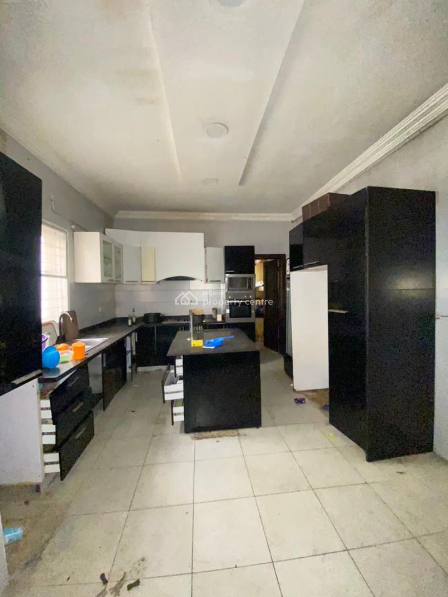 Spacious 5 Bedroom Detached with Pool and Rooftop, Lekki Phase 1, Lekki, Lagos, Detached Duplex for Rent