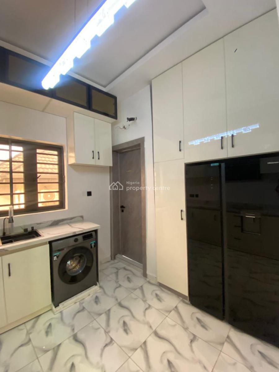 Impeccable 4 Bedroom Terrace Duplex with Bq, Lekki Phase 1, Lekki, Lagos, Terraced Duplex for Sale