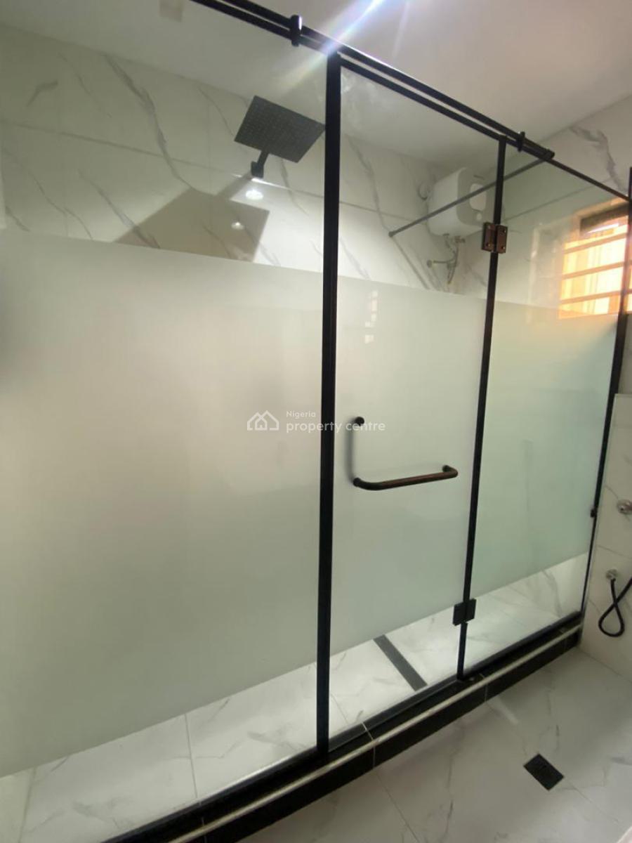 Impeccable 4 Bedroom Terrace Duplex with Bq, Lekki Phase 1, Lekki, Lagos, Terraced Duplex for Sale