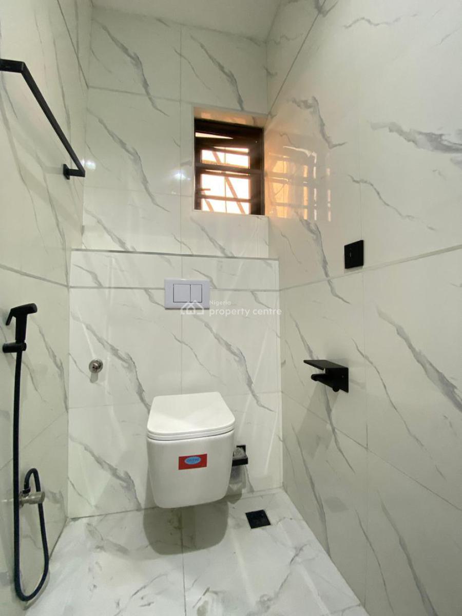 Impeccable 4 Bedroom Terrace Duplex with Bq, Lekki Phase 1, Lekki, Lagos, Terraced Duplex for Sale