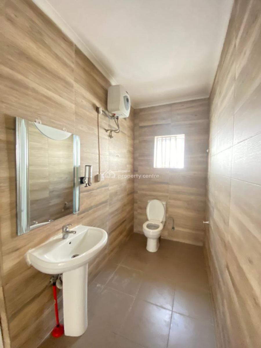 Clean 3 Bedrooms Terrace Duplex in a Serene Environment, Lekki Phase 1, Lekki, Lagos, Terraced Duplex for Rent