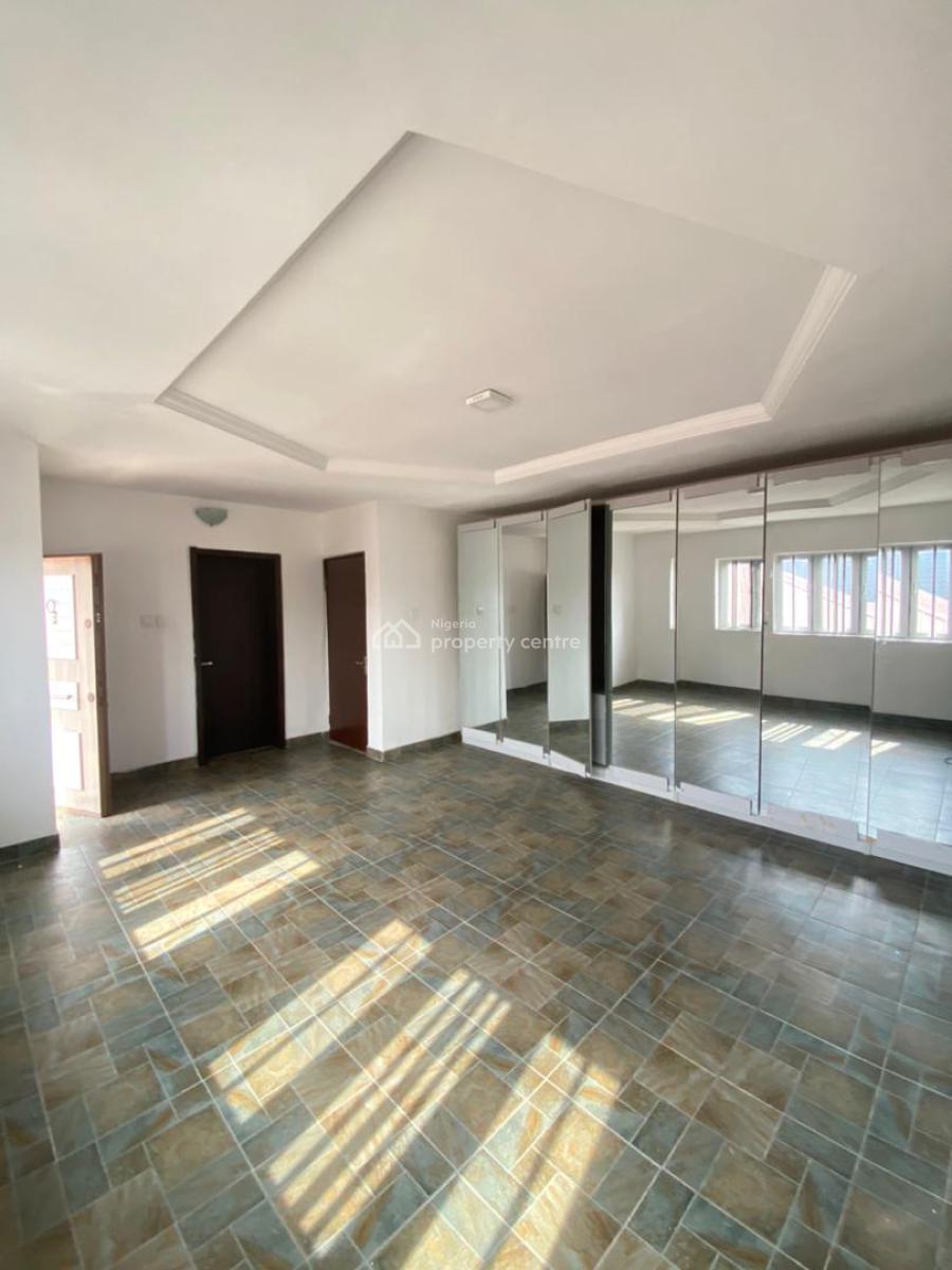 Clean 3 Bedrooms Terrace Duplex in a Serene Environment, Lekki Phase 1, Lekki, Lagos, Terraced Duplex for Rent