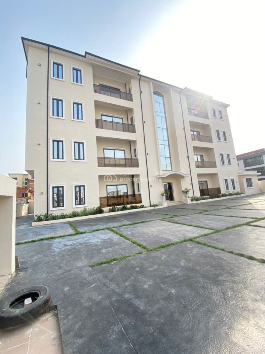 Lovely 3 Bedroom Apartment with Gym, Elevator and Pool, Lekki Phase 1, Lekki, Lagos, Flat / Apartment for Rent