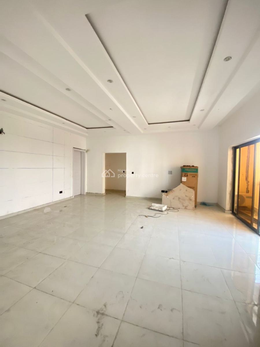 Lovely 3 Bedroom Apartment with Gym, Elevator and Pool, Lekki Phase 1, Lekki, Lagos, Flat / Apartment for Rent