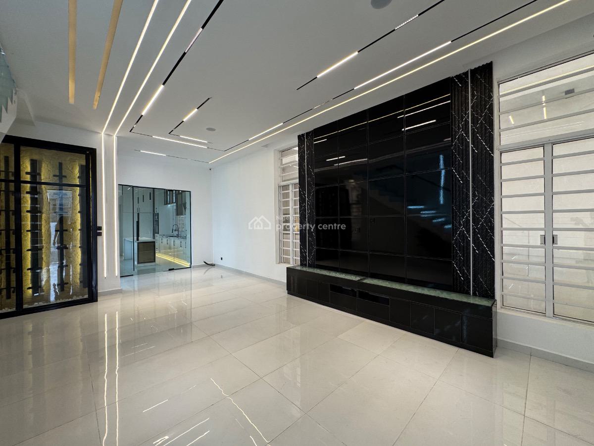 5bedroom Detached Duplex with Swimming Pool, Ologolo, Lekki, Lagos, Detached Duplex for Sale