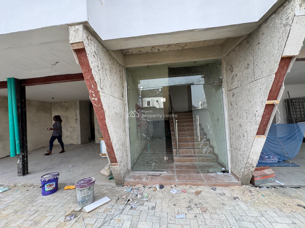 I/2bedroom with Waterfront View, Ologolo, Lekki, Lagos, Flat / Apartment for Sale