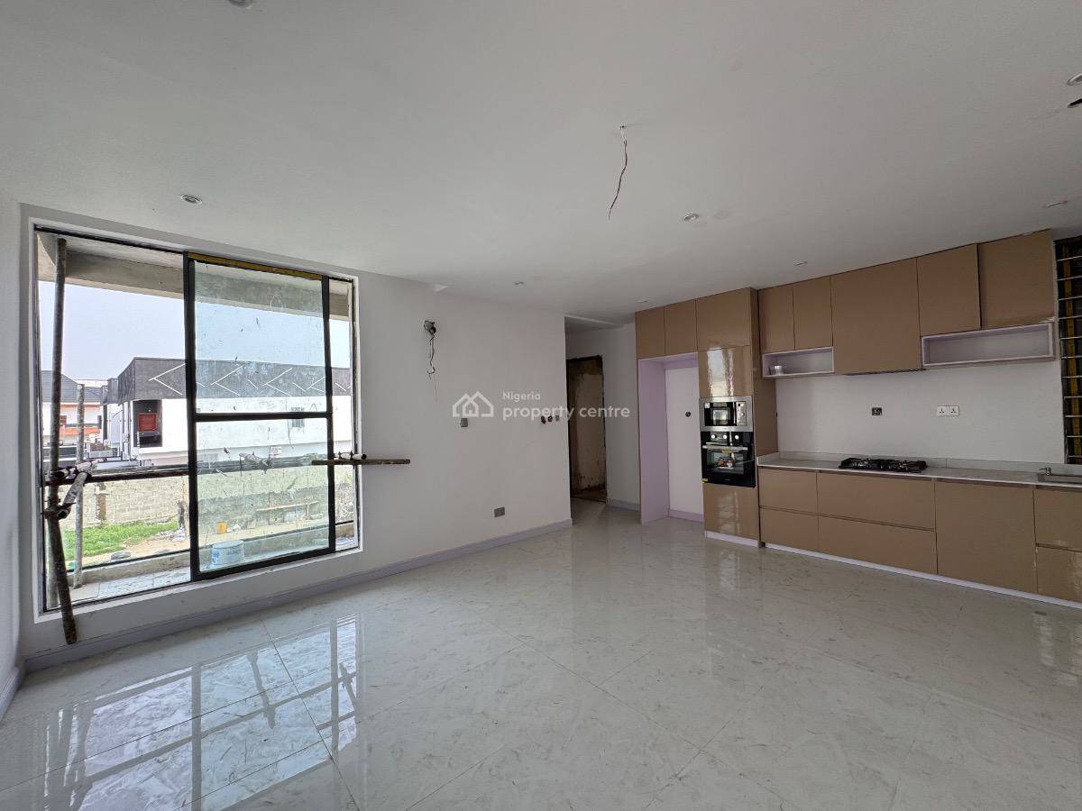 I/2bedroom with Waterfront View, Ologolo, Lekki, Lagos, Flat / Apartment for Sale