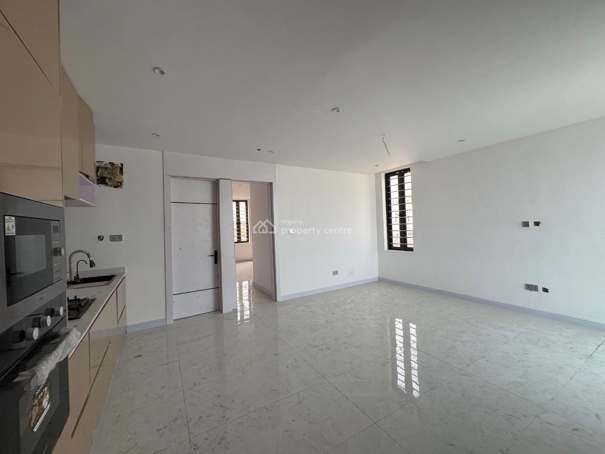 I/2bedroom with Waterfront View, Ologolo, Lekki, Lagos, Flat / Apartment for Sale