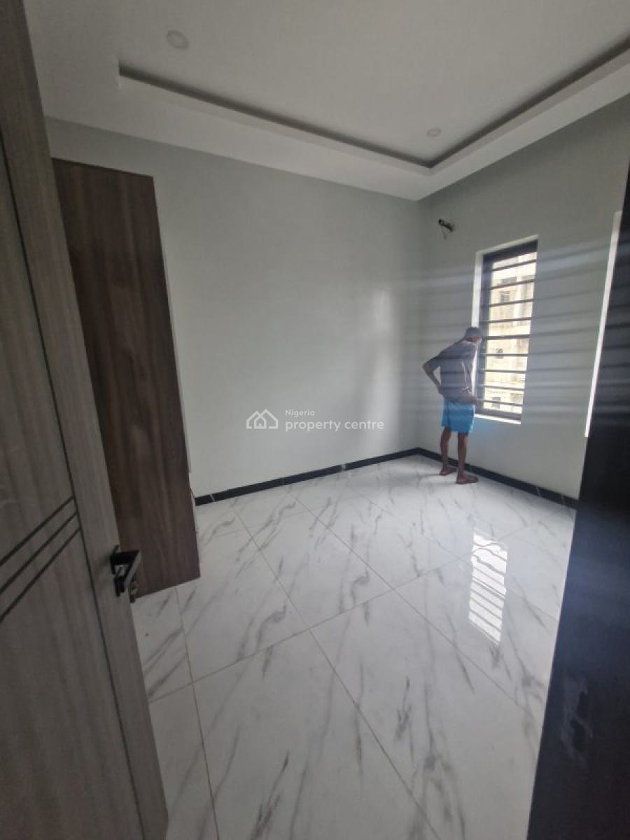 2 Bedroom Apartment, Lekki Phase 1, Lekki, Lagos, Flat / Apartment for Sale
