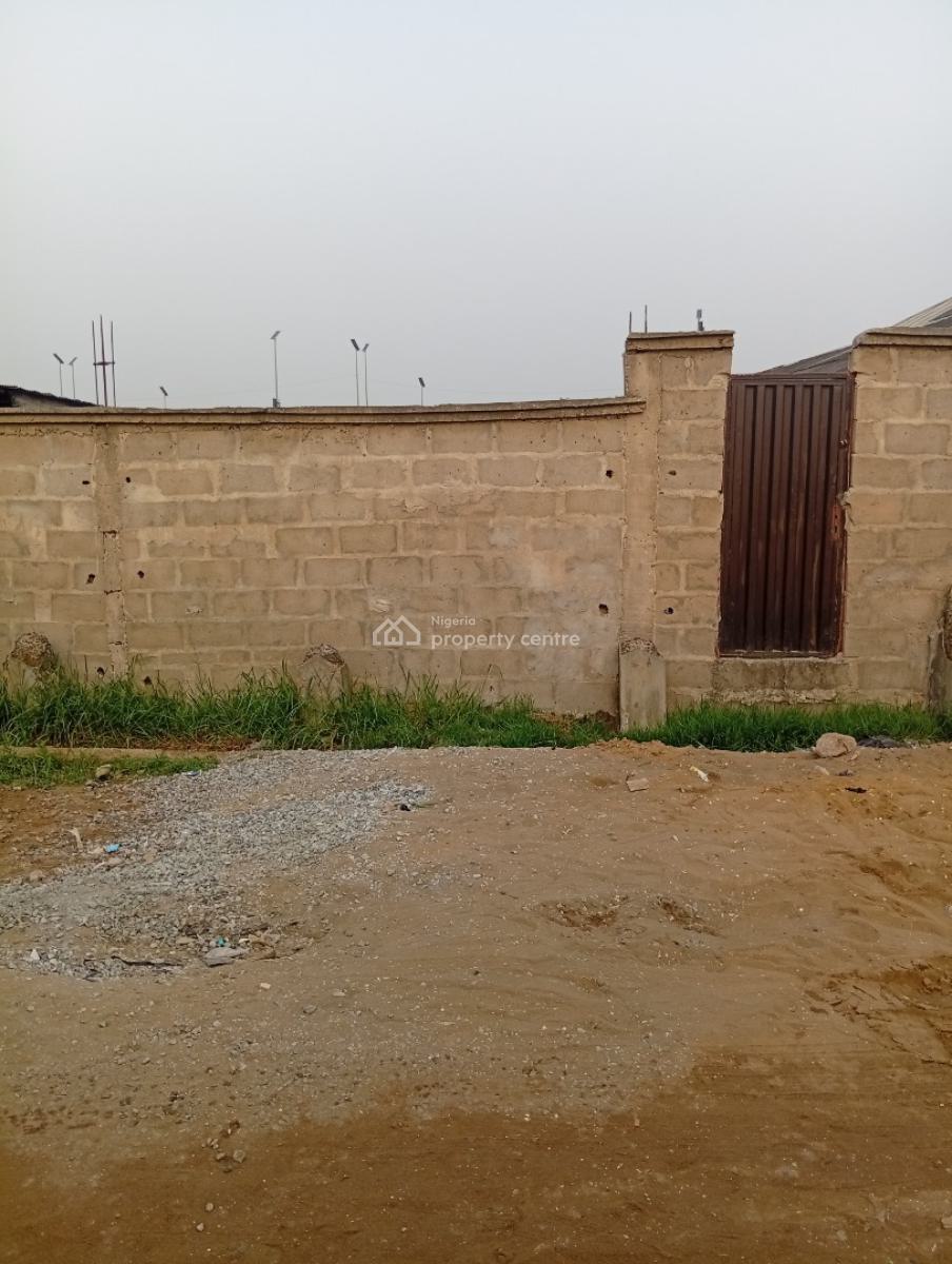 400 Sqm Dry Land Fenced with Gate, Off Odunsi Bus Stop, Bariga Lagos, Bariga, Shomolu, Lagos, Residential Land for Sale