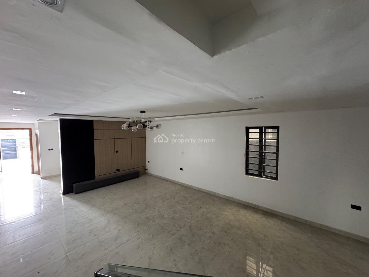 5bedroom Duplex with Bq, Ologolo, Lekki, Lagos, Detached Duplex for Sale