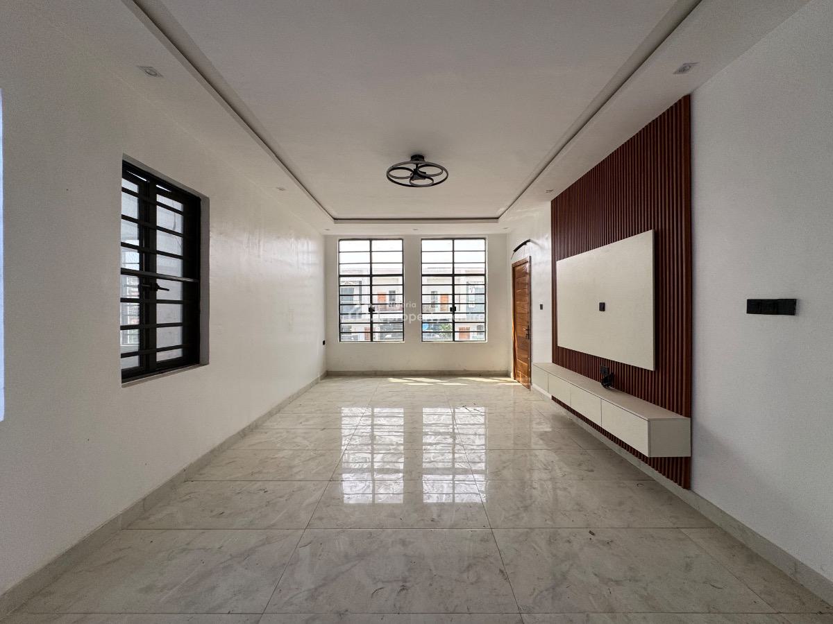 5bedroom Duplex with Bq, Ologolo, Lekki, Lagos, Detached Duplex for Sale