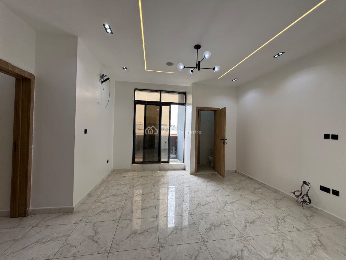 2bedrooom Apartment with Swimming Pool and Gym, Ologolo, Lekki, Lagos, Flat / Apartment for Sale