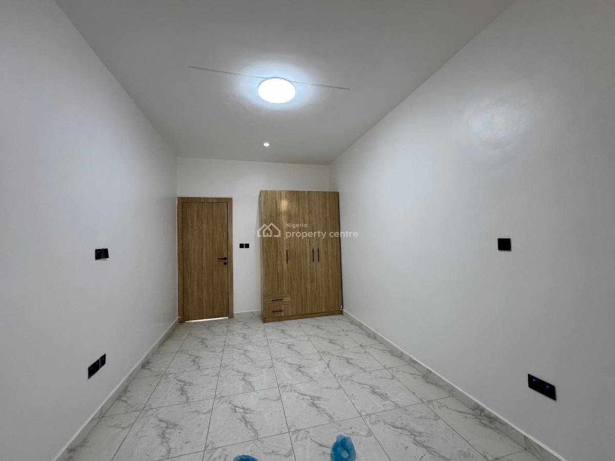 2bedrooom Apartment with Swimming Pool and Gym, Ologolo, Lekki, Lagos, Flat / Apartment for Sale