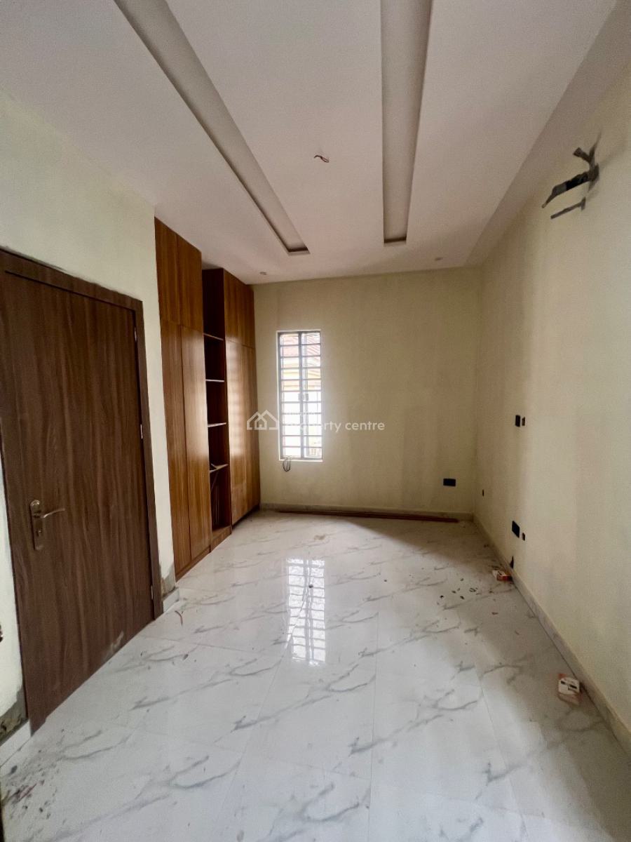 5-bedroom Fully Detached Duplex + 1bq Located in a Prime Estate, Omole Phase 2, Ikeja, Lagos, Detached Duplex for Sale