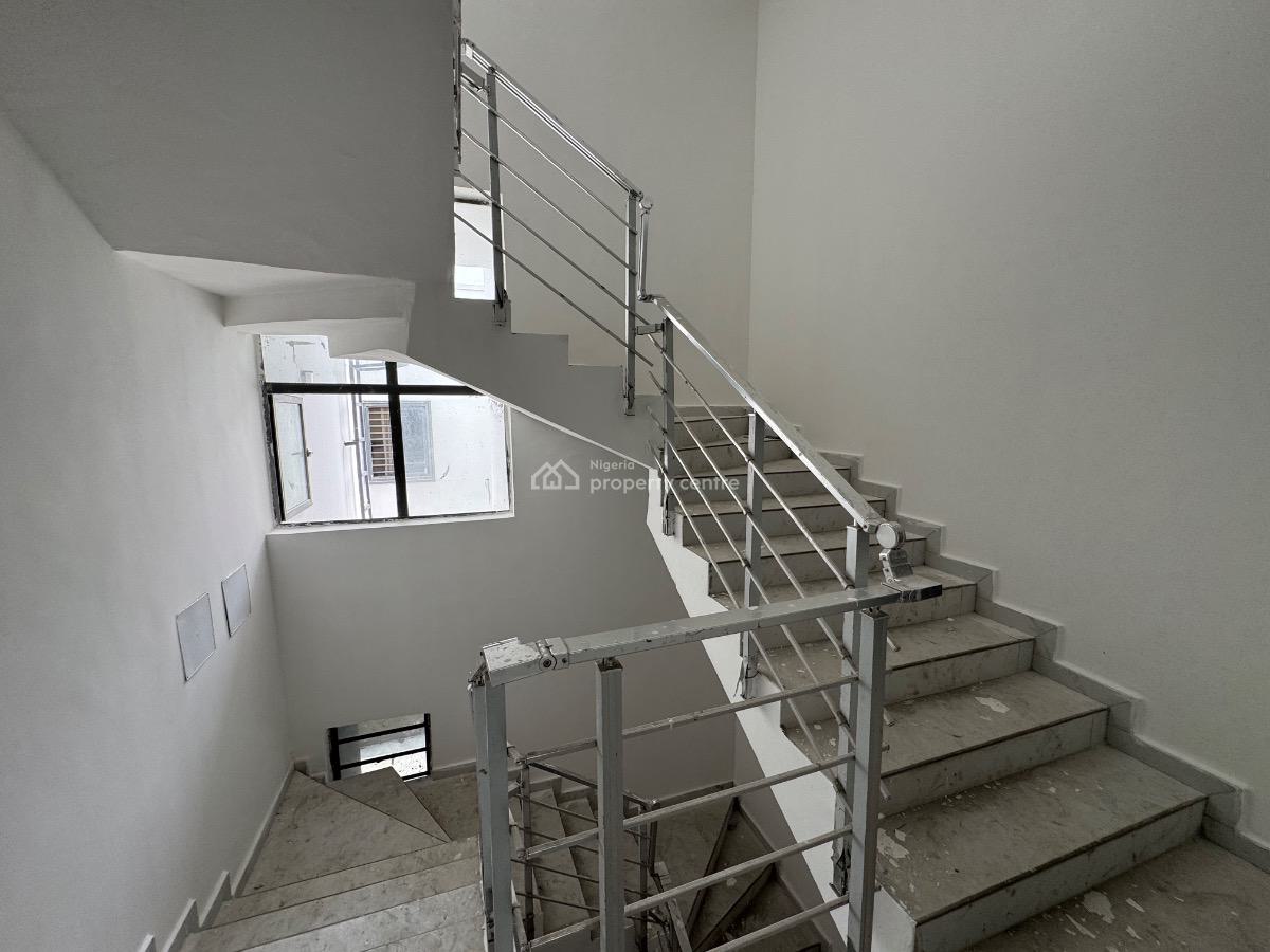 Spacious 1/2bedroom Apartment, Ologolo, Lekki, Lagos, Flat / Apartment for Sale