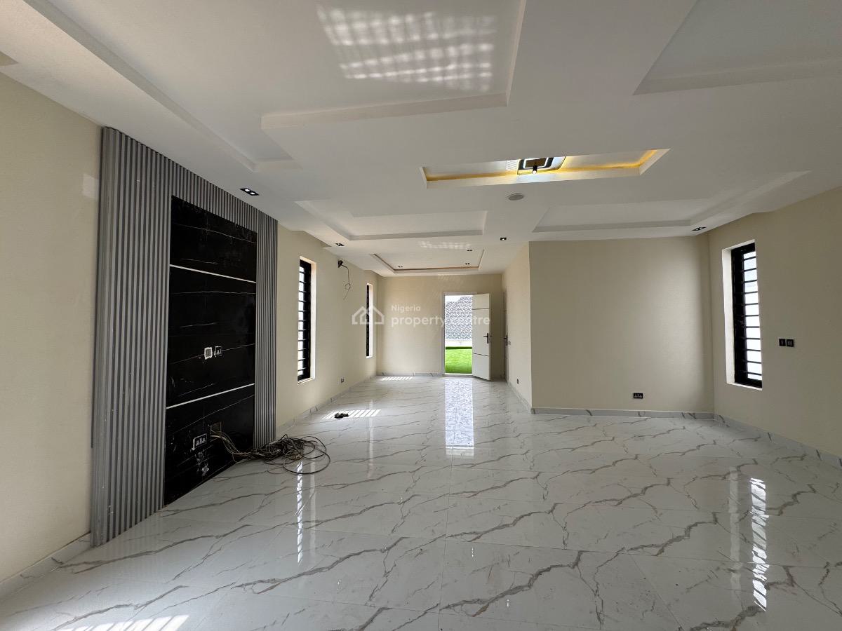 Luxury 5bedroom Fully Detached Garage, Ologolo, Lekki, Lagos, Detached Duplex for Sale